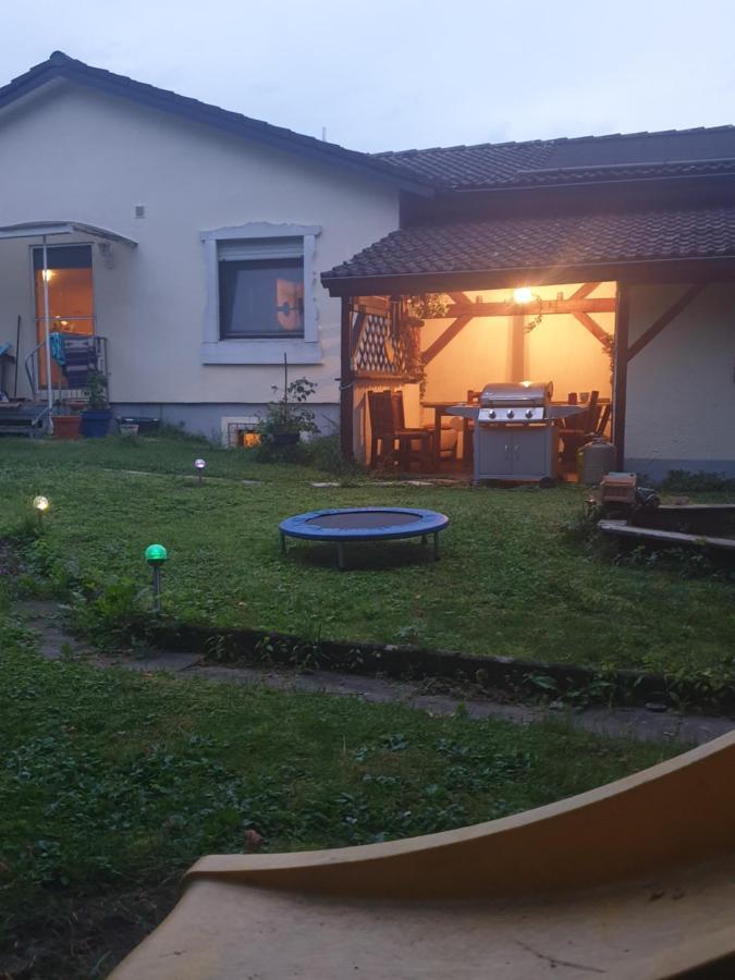 Sions Grosse Ferienwohnung Ferienwohnung Mit 3 Schlafzimmer, 2 Km Bis Zum Europapark Rust คัปเพล-กราเฟินเฮาเซน ภายนอก รูปภาพ
